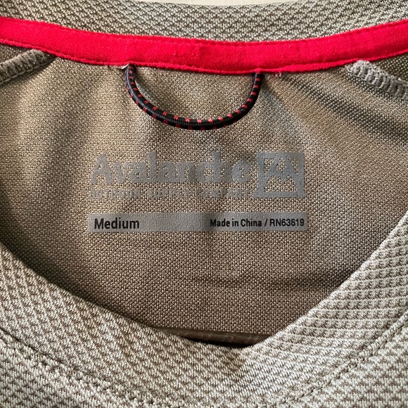 Avalanche Men's Gray Long Sleeve Tee - Picture 3 of 6